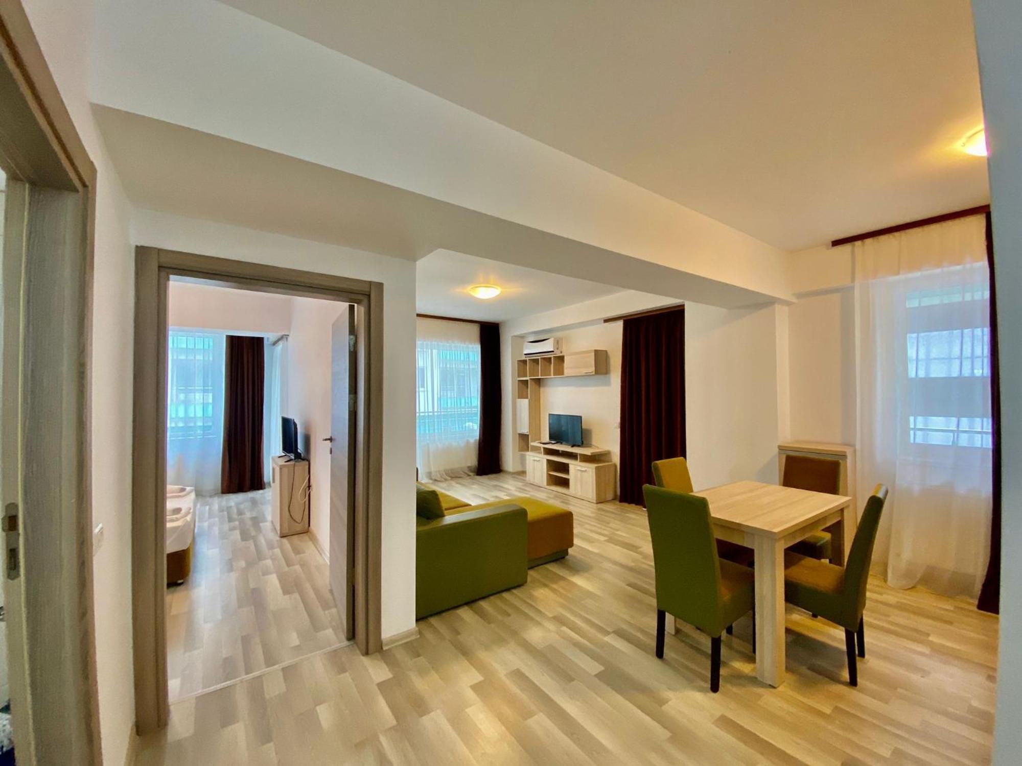 Appartamento Summerland Apartmants Mamaia Nord Esterno foto