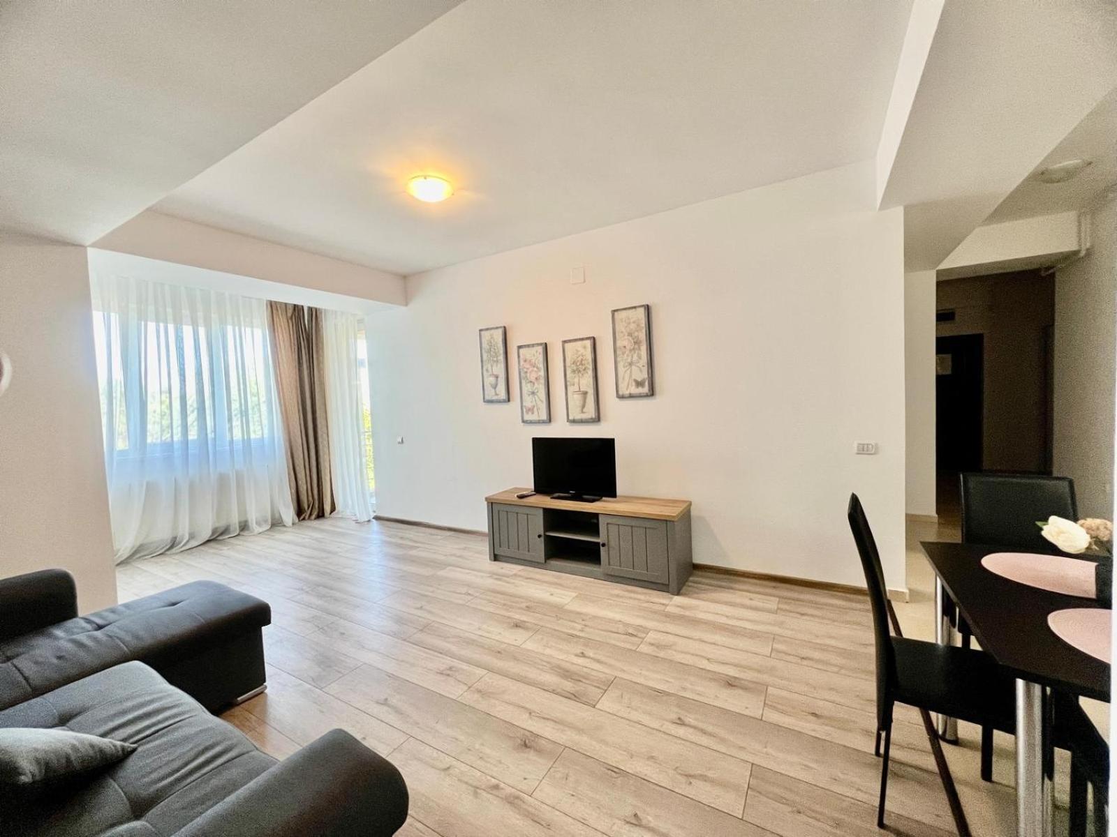 Appartamento Summerland Apartmants Mamaia Nord Esterno foto